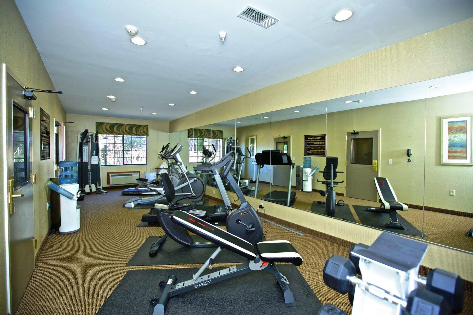 Holiday Inn Express Hotel & Suites Kennesaw Northwest - Acworth By Ihg Luaran gambar
